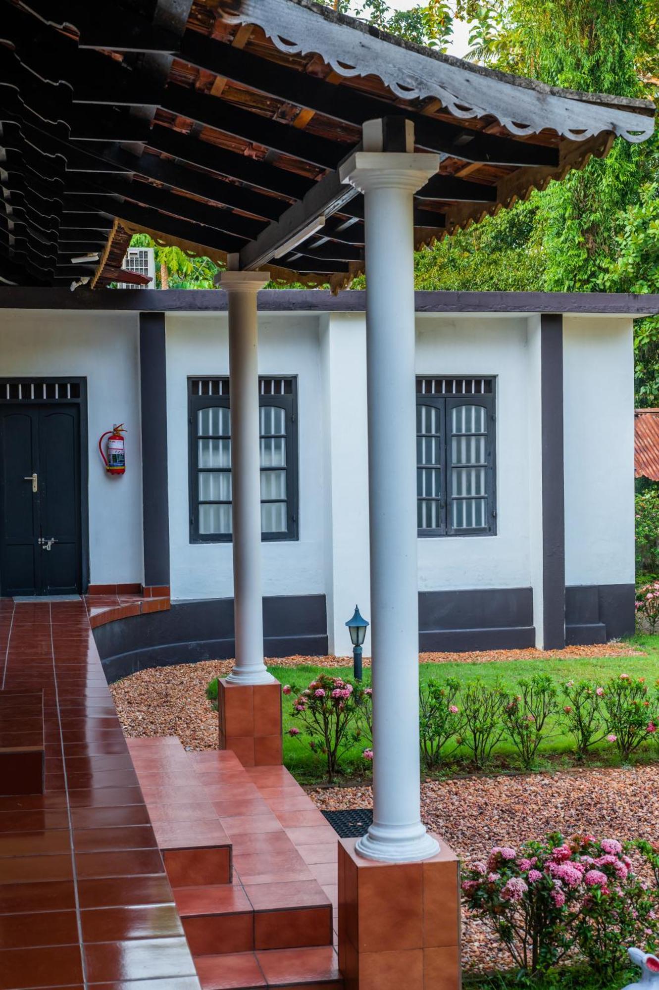 Babira Brookside Heritage Resort Kumarakom Exterior foto